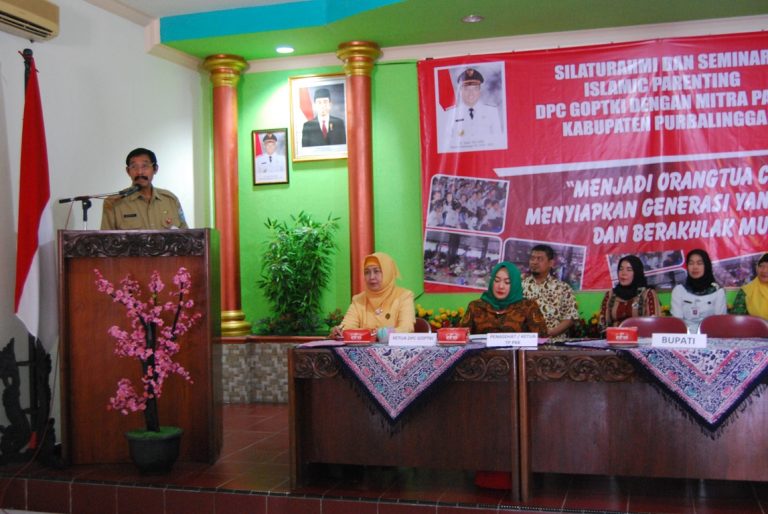 Pentingnya Peran Orang Tua di Era Digital