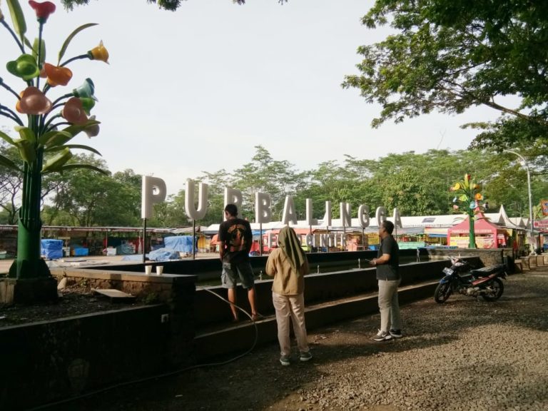 DINKOMINFO Monitoring Penggunaan Internet Gratis di PFC.