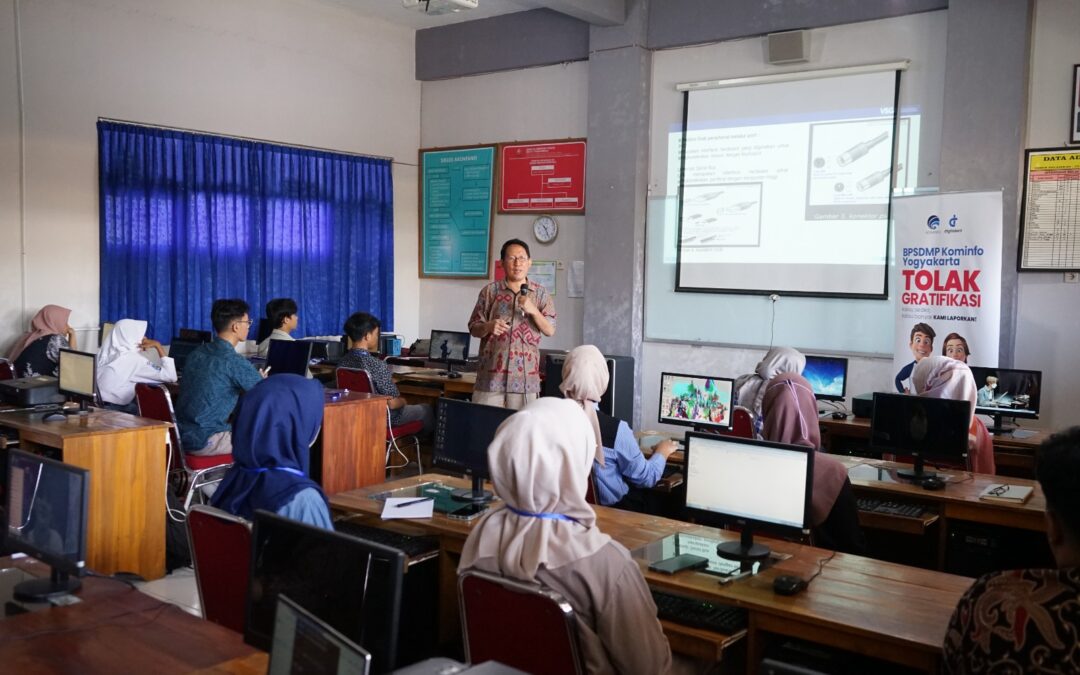 BPSDMP Kominfo Yogyakarta Bersama Dinkominfo Purbalingga Gelar Pelatihan dan Sertifikasi Operator Komputer Madya