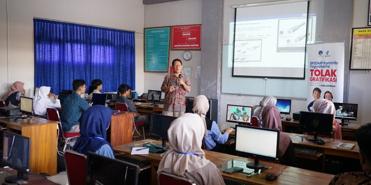 BPSDMP Kominfo Yogyakarta Bersama Dinkominfo Purbalingga Gelar Pelatihan dan Sertifikasi Operator Komputer Madya