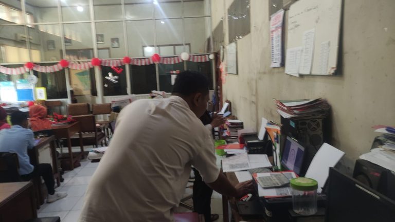 Dinkominfo Purbalingga Lakukan Perbaikan Jaringan Internet di Bagian Kesra Setda