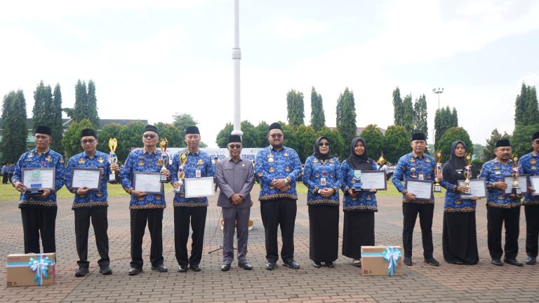 Dinkominfo Raih Predikat Terbaik 1 OPD Of the Year Kategori Badan/Dinas Pemkab Purbalingga Tahun 2025